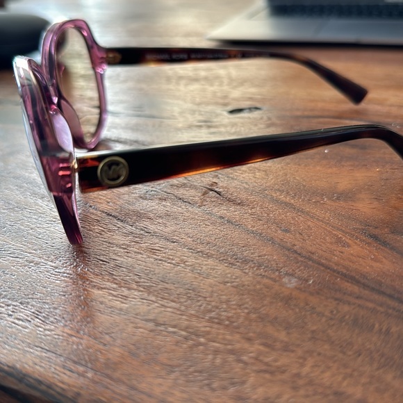 Michael Kors MK 6017 isle of skye pink frames. - Picture 2 of 6